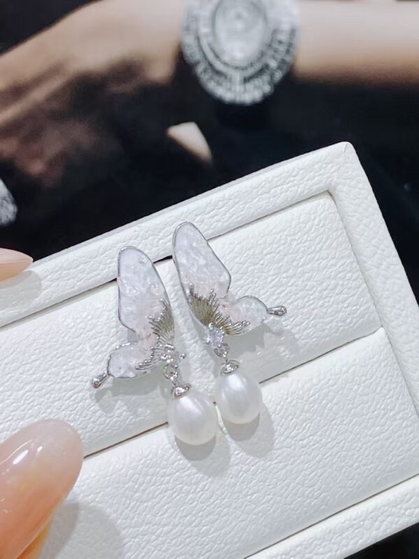 Shell Pearl Butterfly Earrings