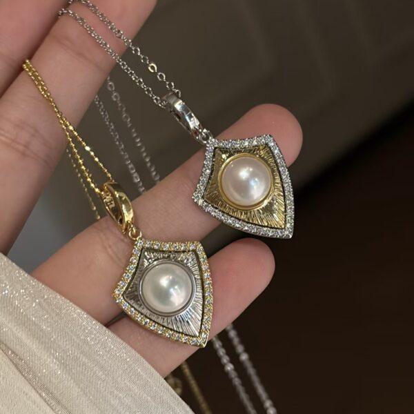 Shield Pearl Necklace