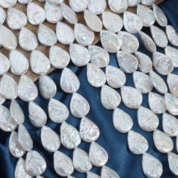 13-14mm X 17-18mm tear drop pearl 40cm/string 4A