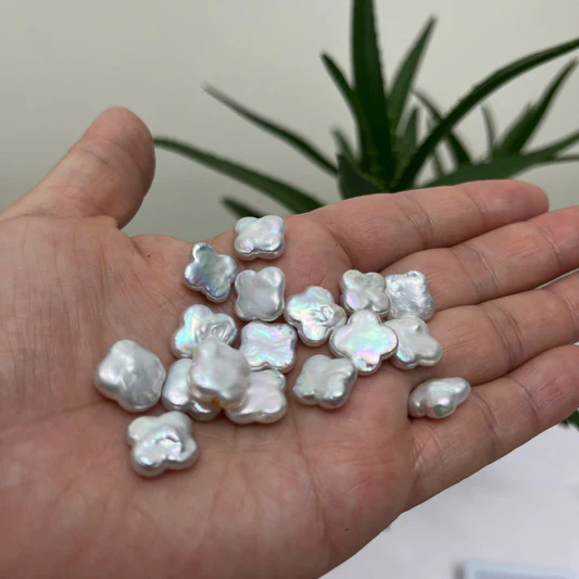 11-12mm clover pearl white loose Good quality